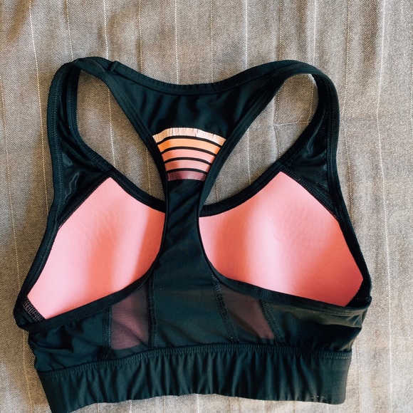 PINK Victoria’s Secret Ultimate sport bra &legging - Picture 5 of 6